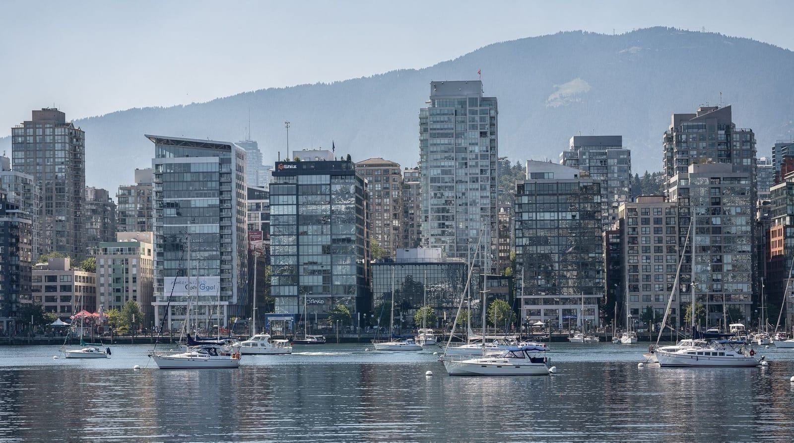Vancouver: FlyOver Canada Experience